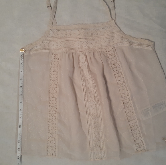 Sheer Apron Lace Tank - Picture 10 of 12